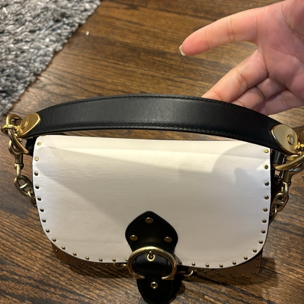 COACH Beat should bag with rivets - Picture 9 of 15